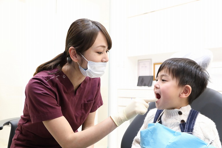 子供の歯を虫歯にさせないために 小児歯科 茨木市の新井歯科 子供の歯を虫歯にさせないために 小児歯科 茨木市の新井歯科